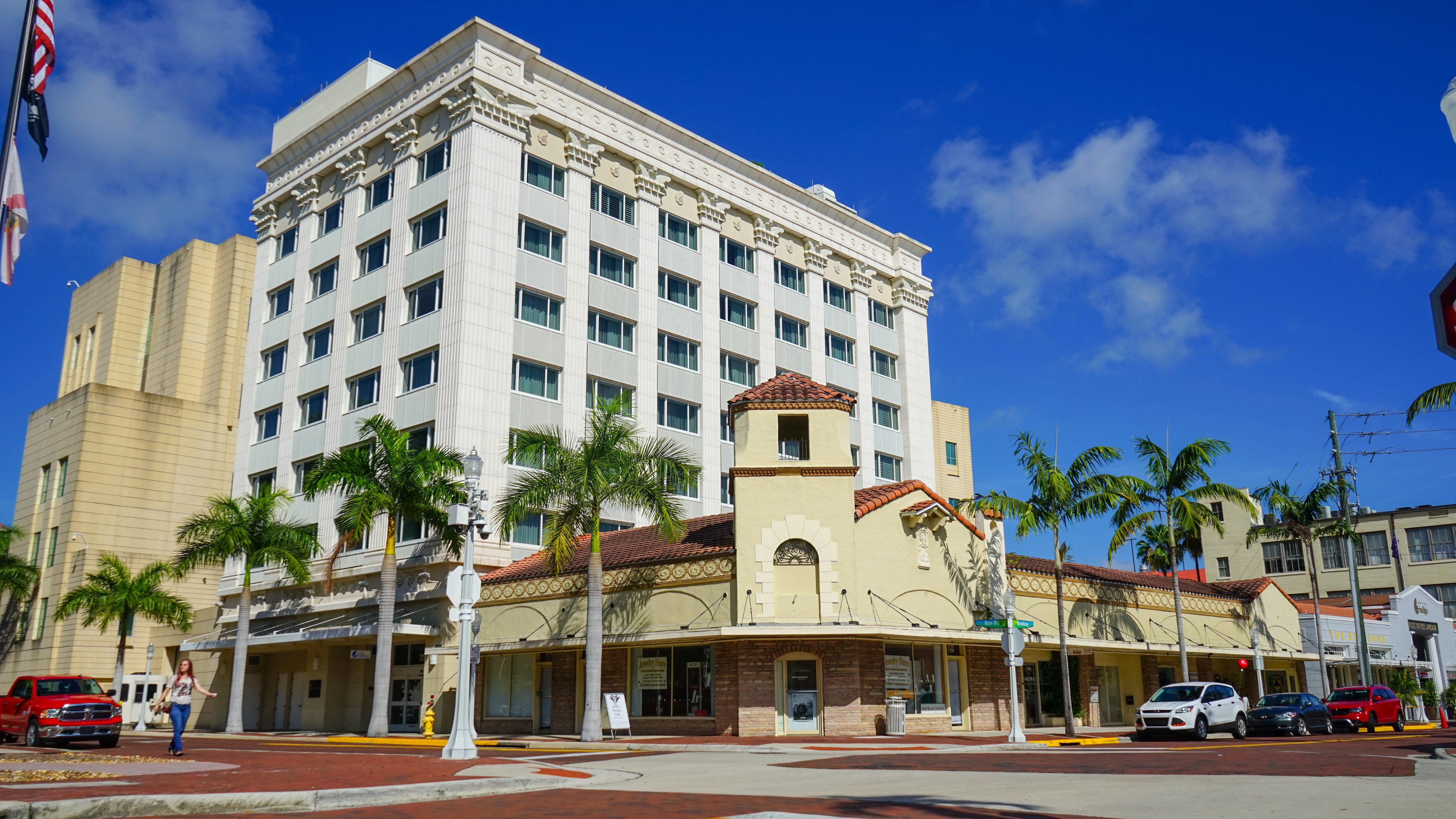 The Banyan Hotel Fort Myers, Tapestry Collection By Hilton Екстер'єр фото